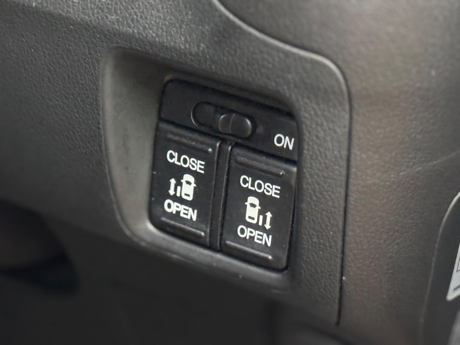 Used Honda N-Box 2025 for sale - 76850172: Photo 22