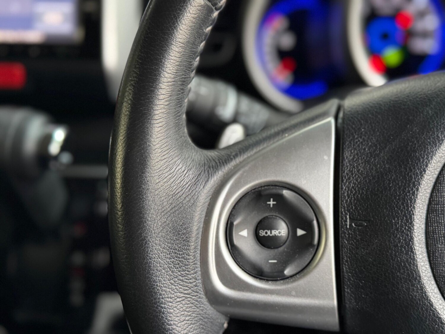 Used Honda N-Box 2025 for sale - 76850172: Photo 24