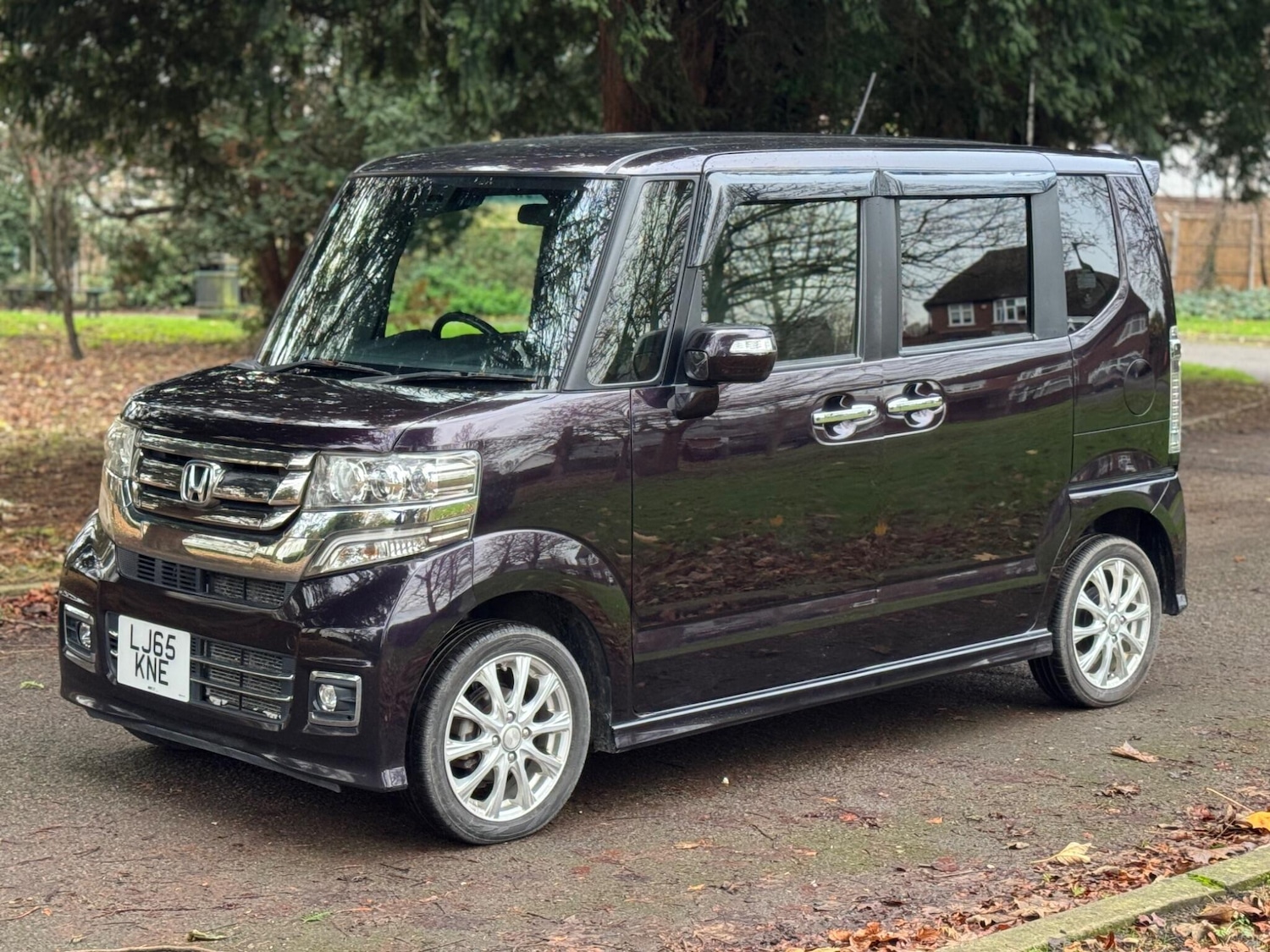 Used Honda N-Box 2025 for sale - 76850172: Photo 4