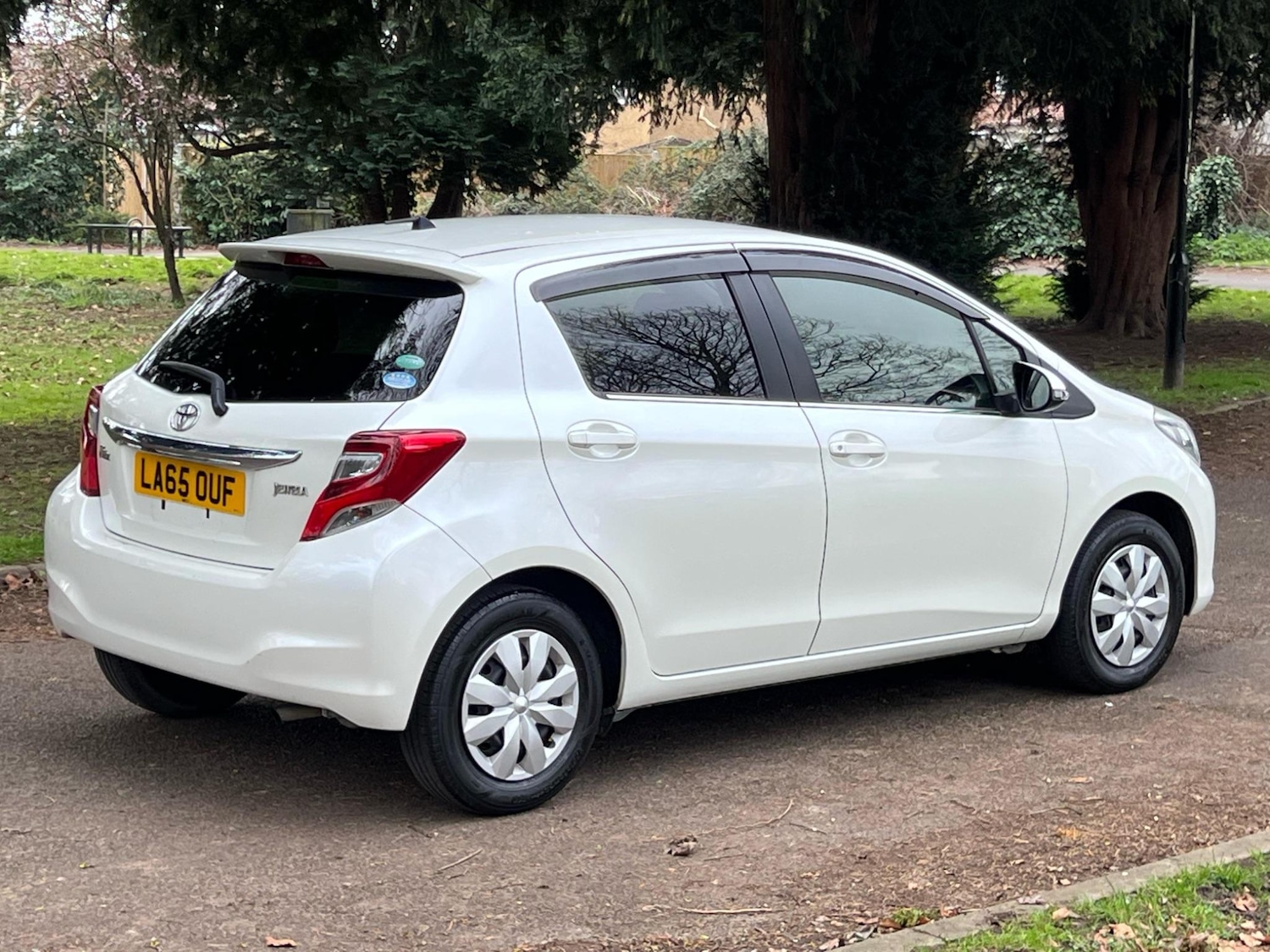 Used Toyota Vitz 2025 for sale - 76099250: Photo 6