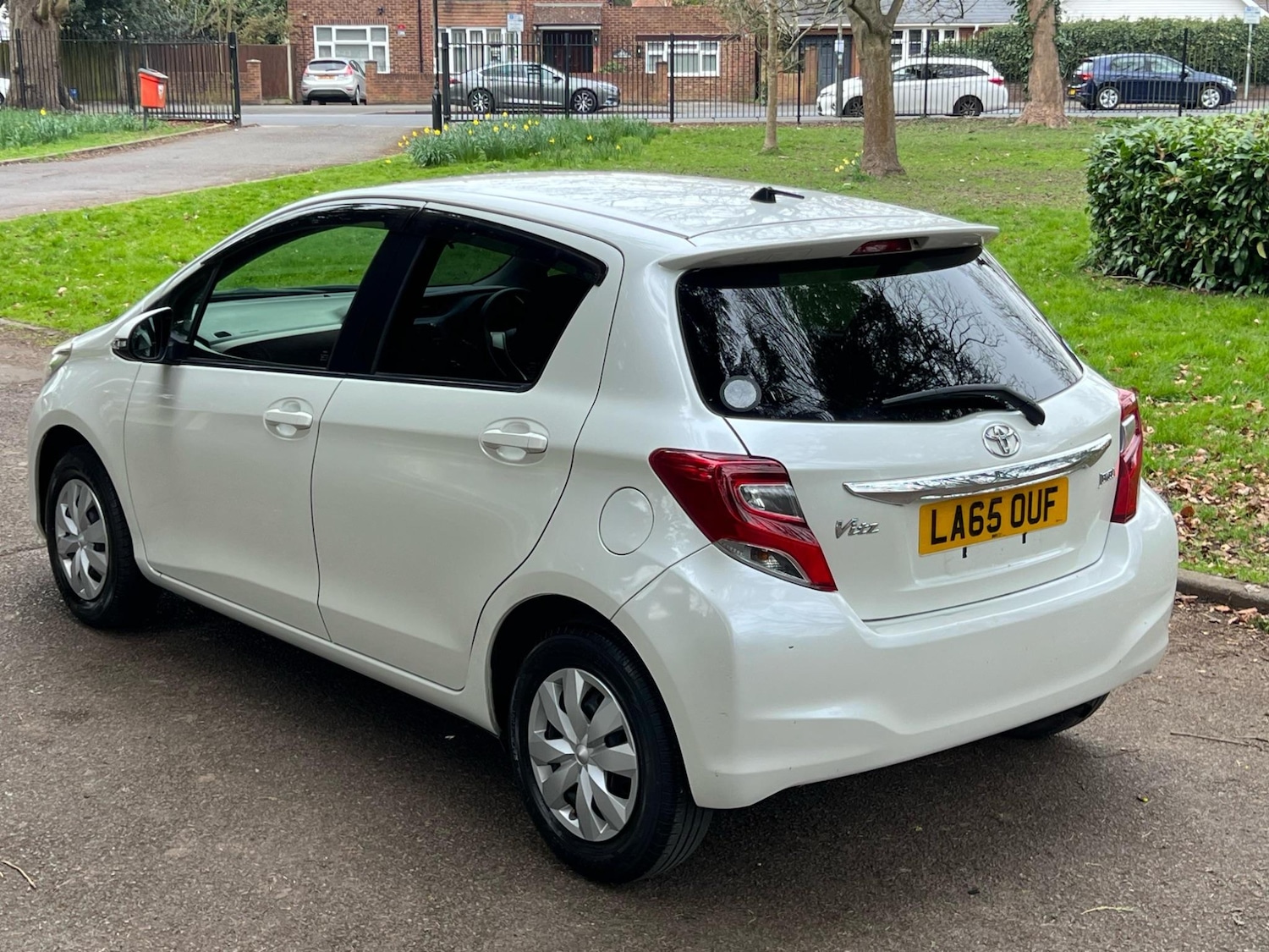 Used Toyota Vitz 2025 for sale - 76099250: Photo 8