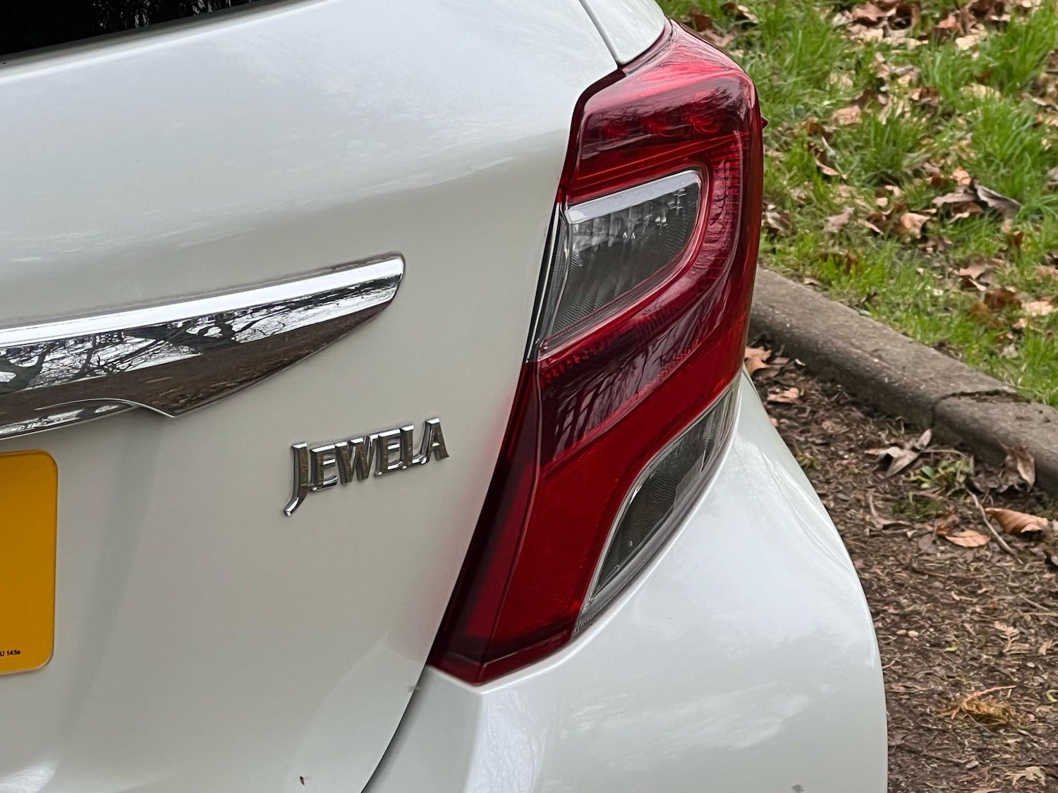 Used Toyota Vitz 2025 for sale - 76099250: Photo 9