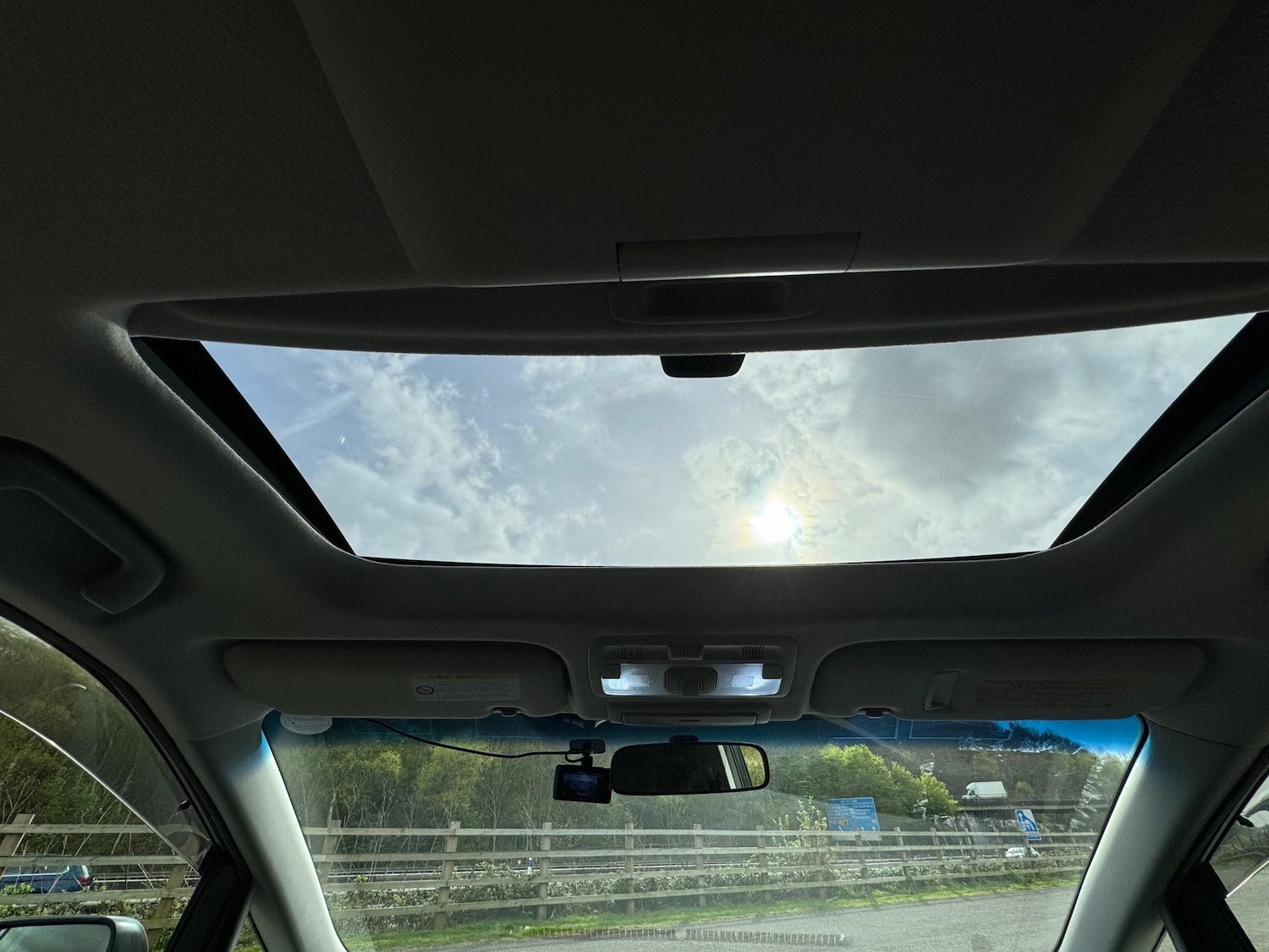 Used Toyota Estima for sale - 76476690: Photo 18