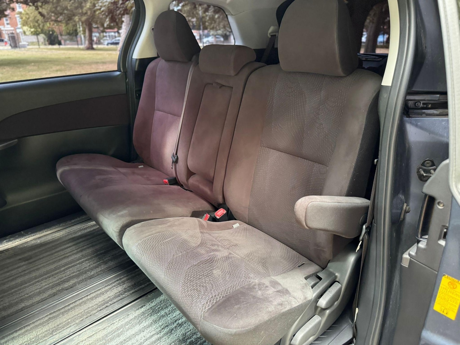 Used Toyota Estima for sale - 76476696: Photo 13