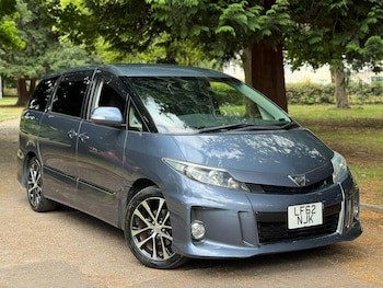 Toyota - Estima