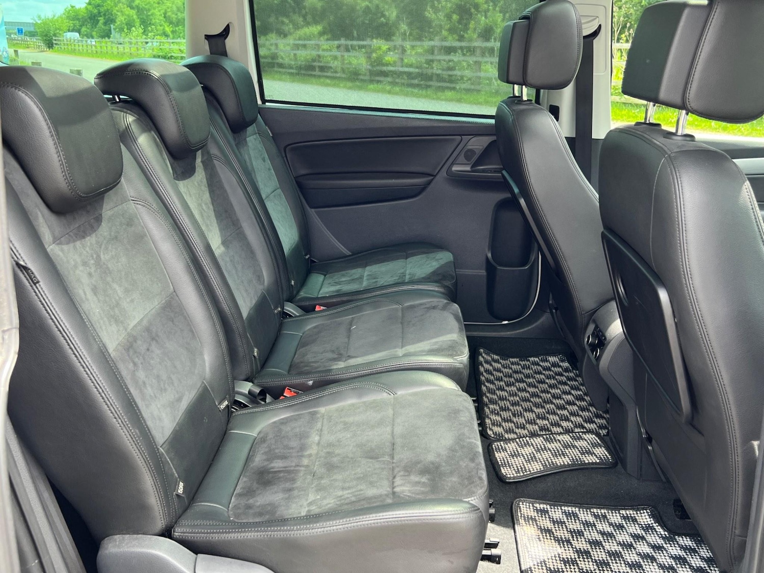 Used Volkswagen Sharan for sale - 76550030: Photo 10