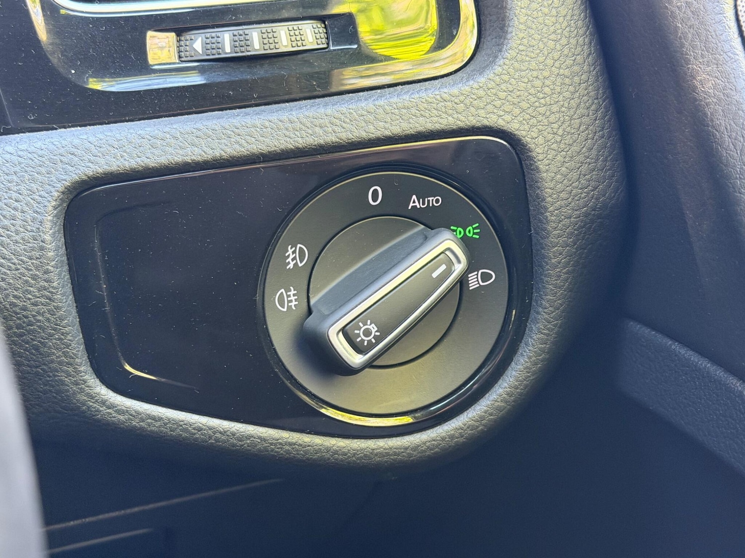 Used Volkswagen Golf for sale - 78220285: Photo 21