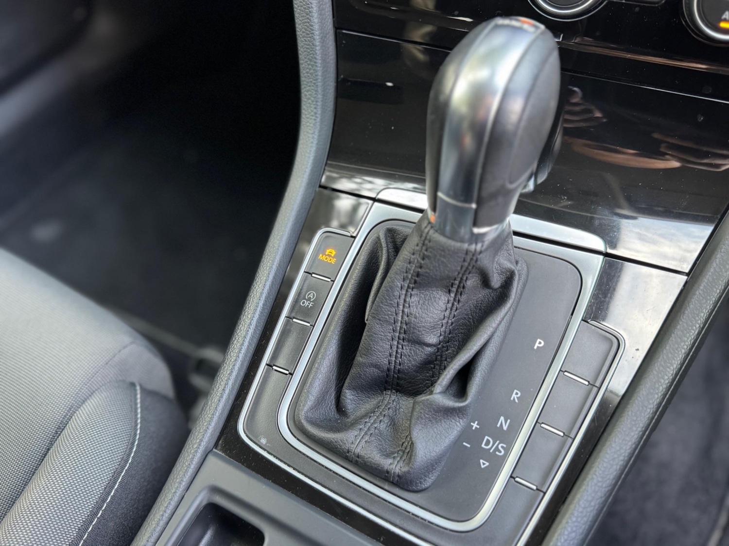 Used Volkswagen Golf for sale - 76476676: Photo 12