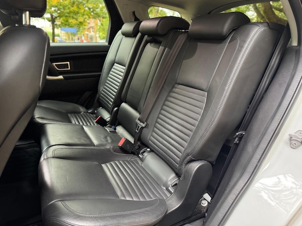 Used Land Rover Discovery Sport 2016 for sale - 76269894: Photo 11