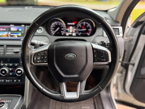 Used Land Rover Discovery Sport 2016 for sale - 76269894: Photo 18