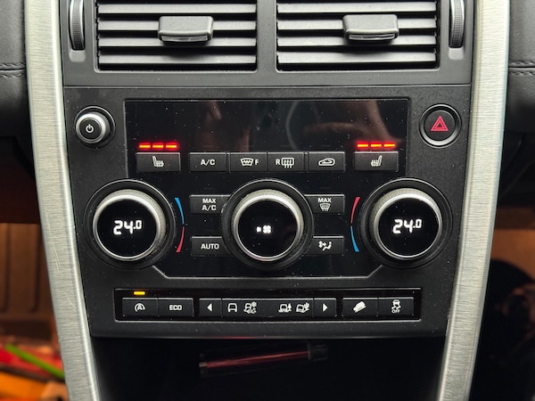 Used Land Rover Discovery Sport 2016 for sale - 76269894: Photo 21