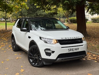 Used Land Rover Discovery Sport 2016 for sale - 76269894: Photo 2