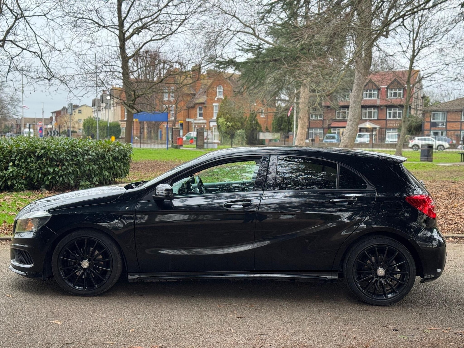 Used Mercedes-Benz A-Class 2015 for sale - 77120341: Photo 8