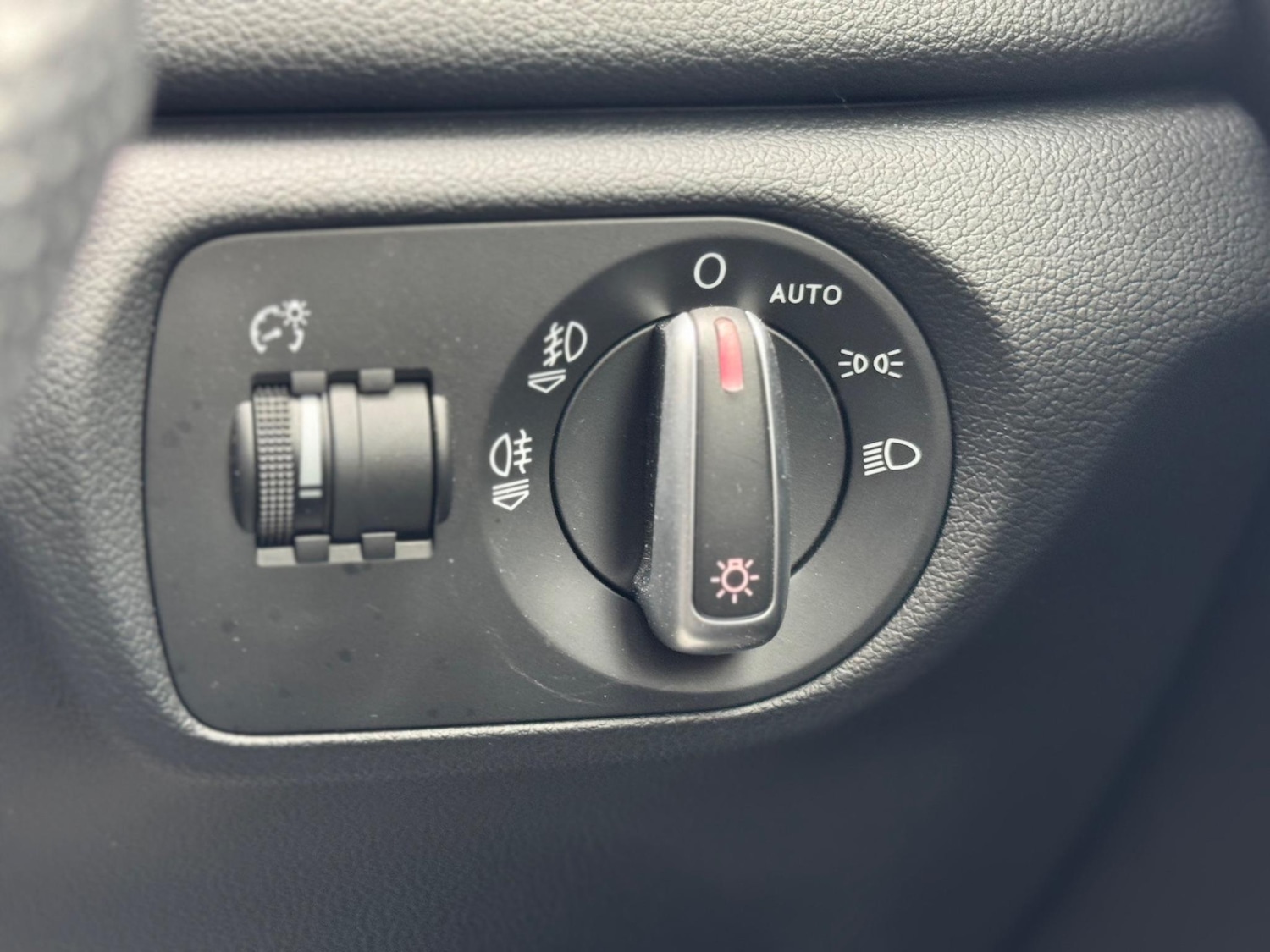 Used Audi Q3 for sale - 76476697: Photo 18