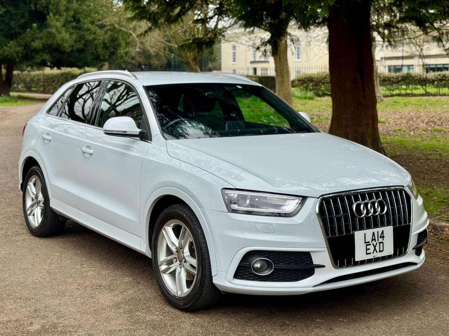 Used Audi Q3 for sale - 76476697: Photo 3