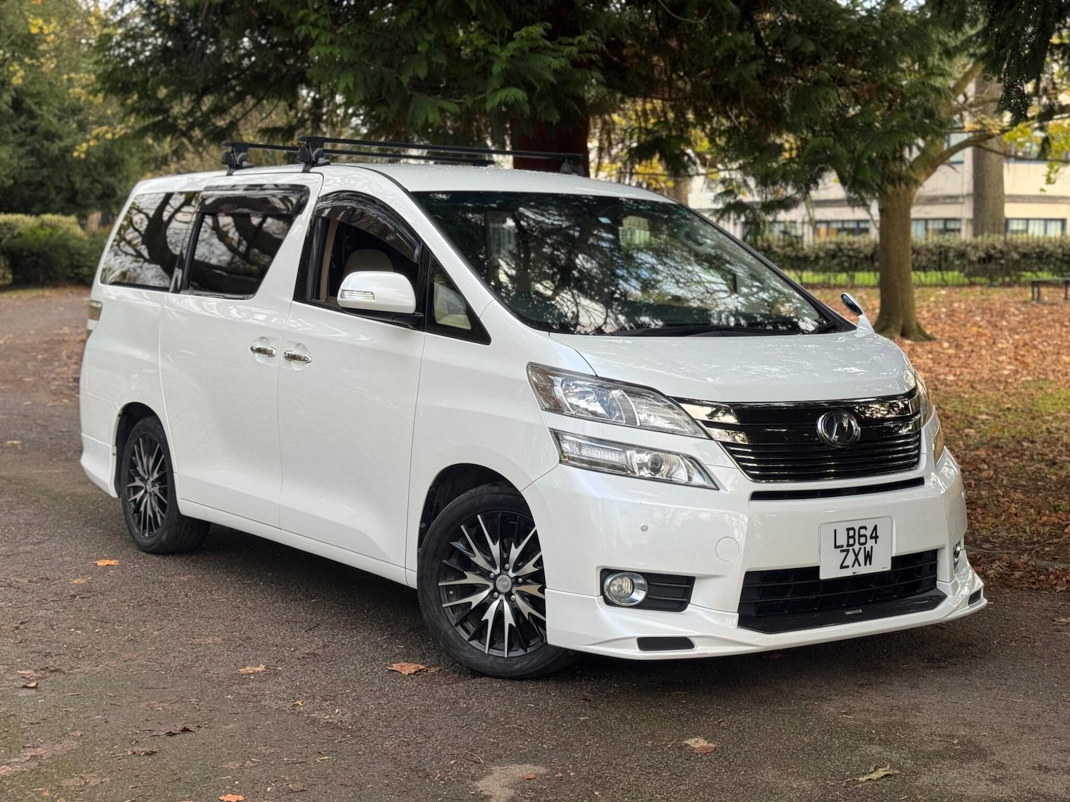 Used Toyota Vellfire 2025 for sale - 76994367: Photo 1