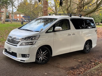 Used Toyota Vellfire 2025 for sale - 76994367: Photo