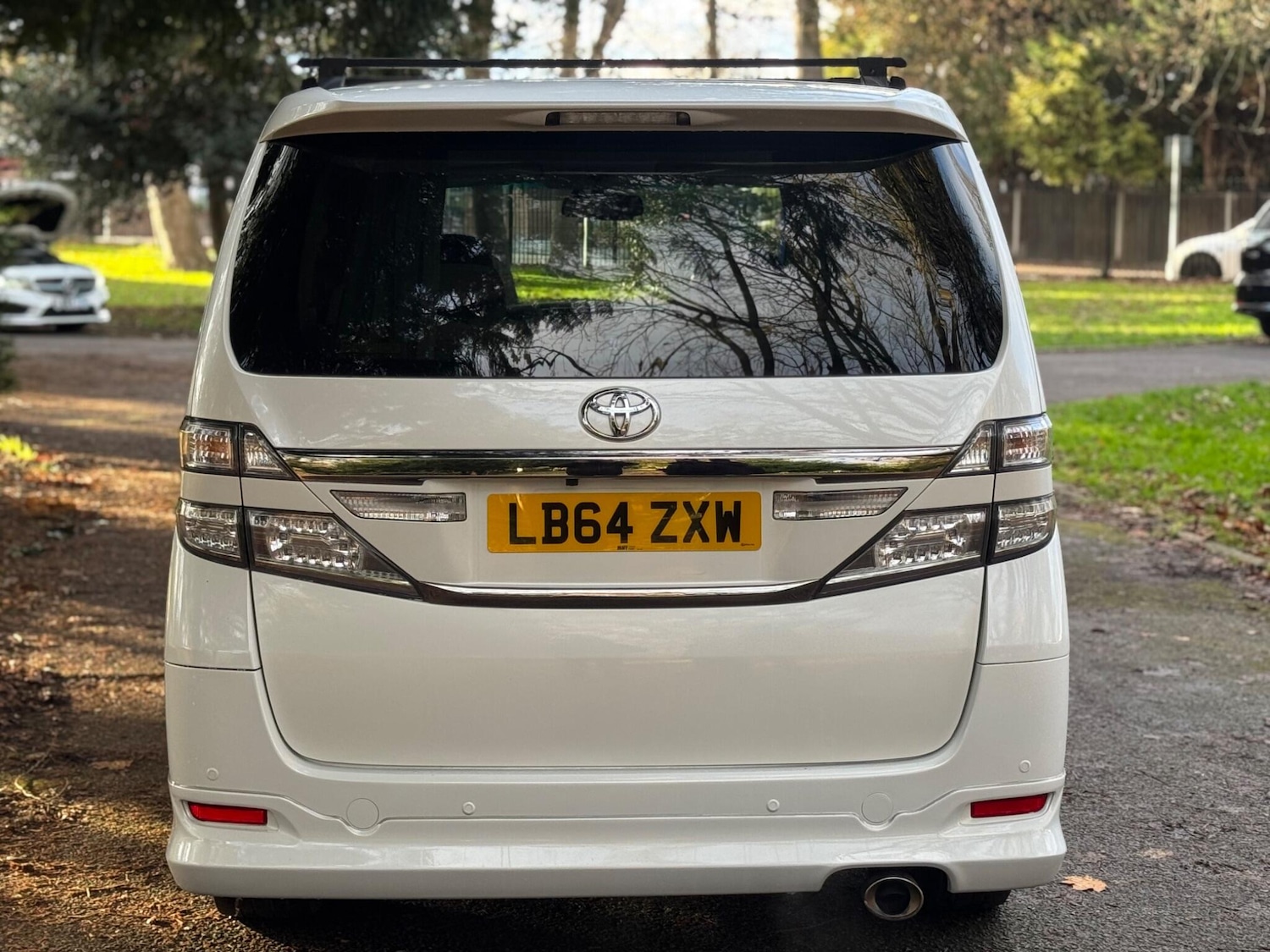 Used Toyota Vellfire 2025 for sale - 76994367: Photo 8