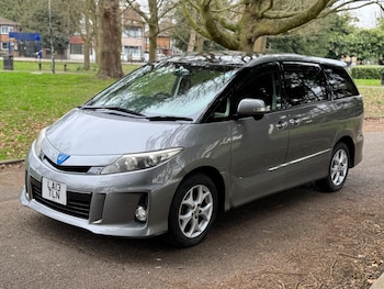 Used Toyota Estima 2025 for sale - 75916298: Photo