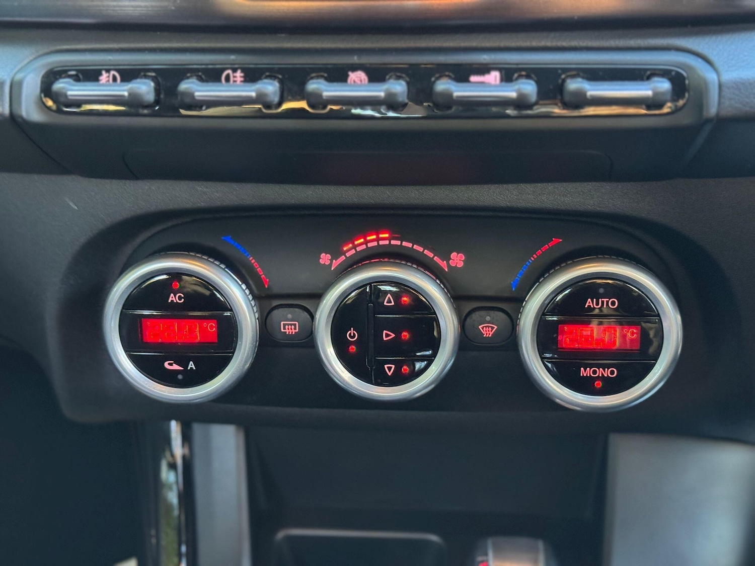 Used Alfa Romeo Giulietta 2012 for sale - 76657316: Photo 28