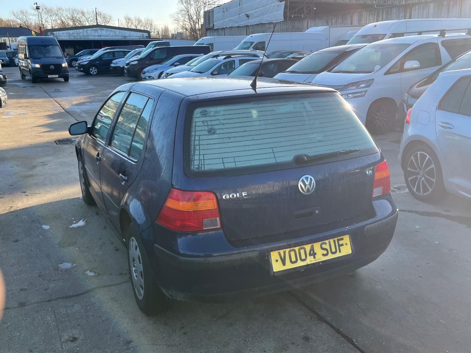 Used Volkswagen Golf 2004 for sale - 77016706: Photo 3