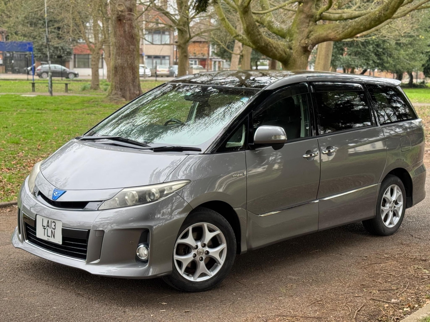 Used Toyota Estima 2025 for sale - 76377801: Photo 1