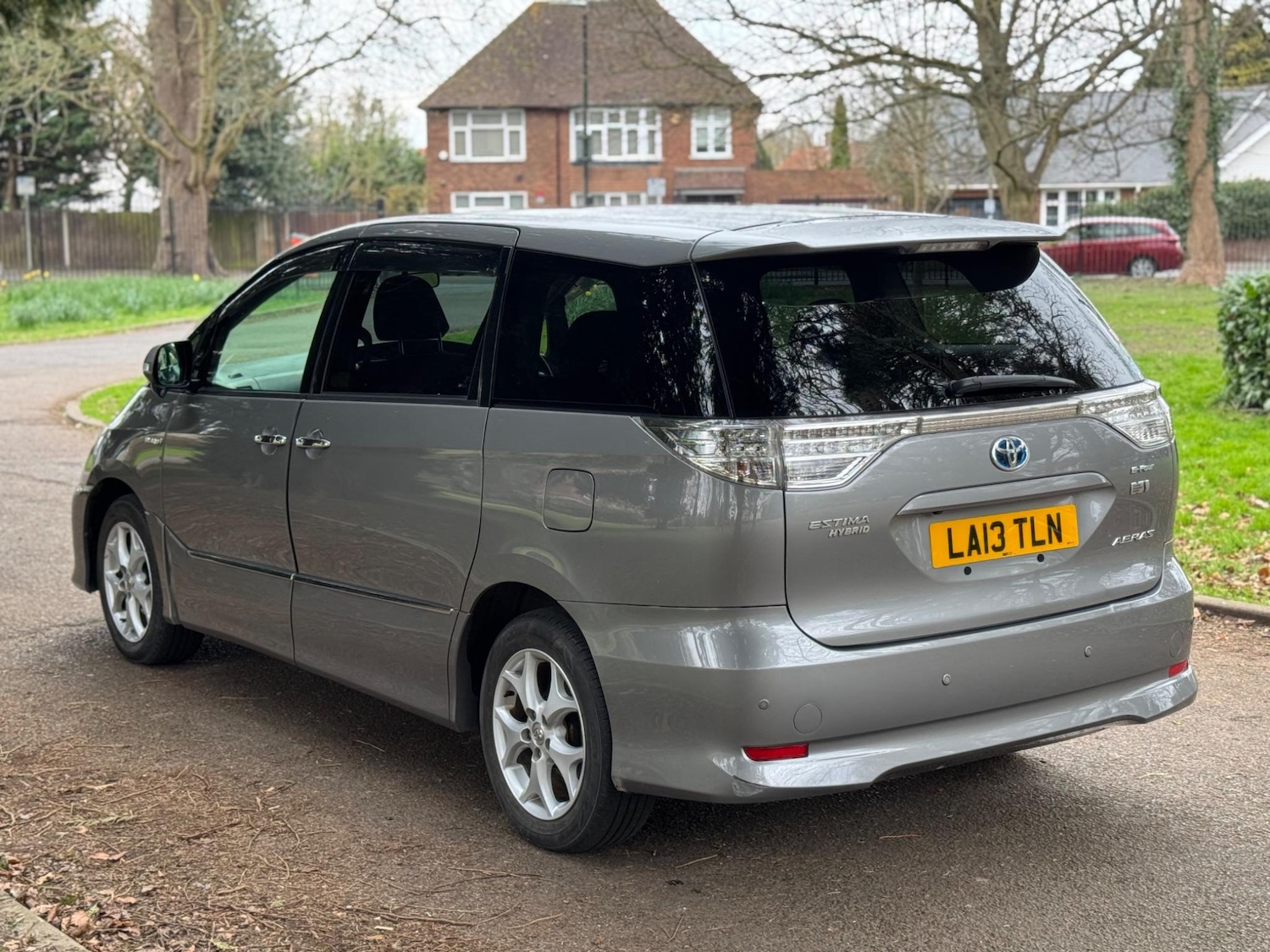 Used Toyota Estima 2025 for sale - 76377801: Photo 10