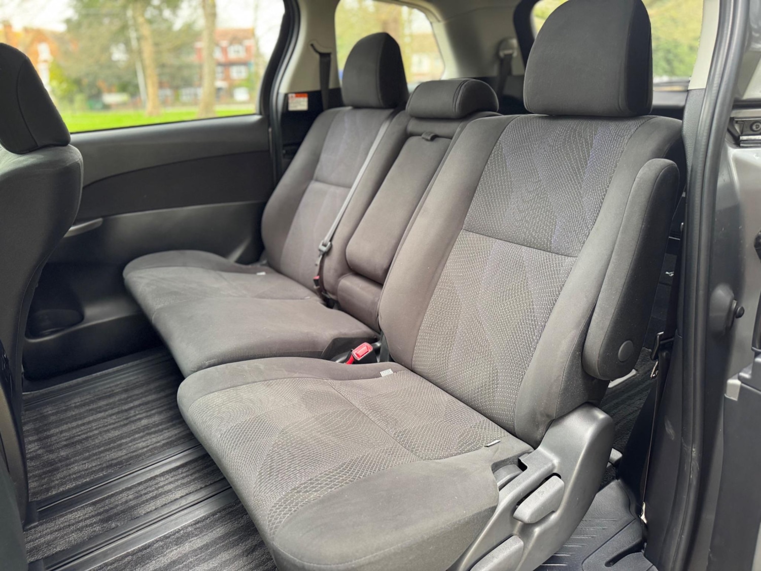 Used Toyota Estima 2025 for sale - 76377801: Photo 12