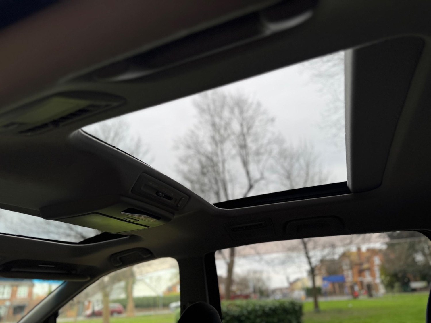 Used Toyota Estima 2025 for sale - 76377801: Photo 14