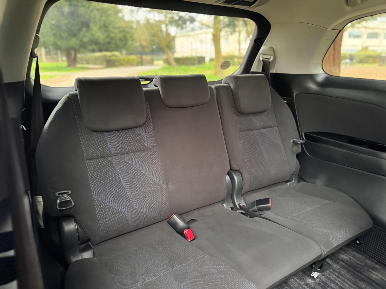 Used Toyota Estima 2025 for sale - 76377801: Photo 23