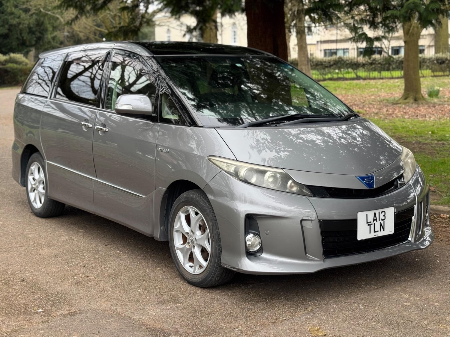 Used Toyota Estima 2025 for sale - 76377801: Photo 5