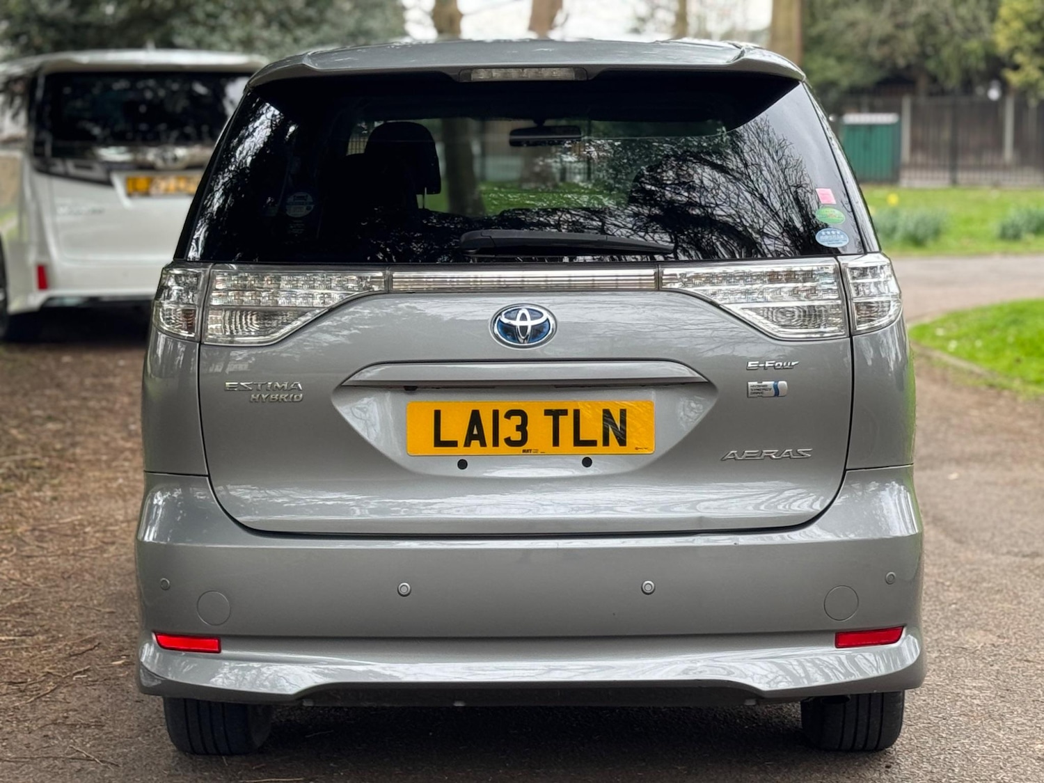 Used Toyota Estima 2025 for sale - 76377801: Photo 9