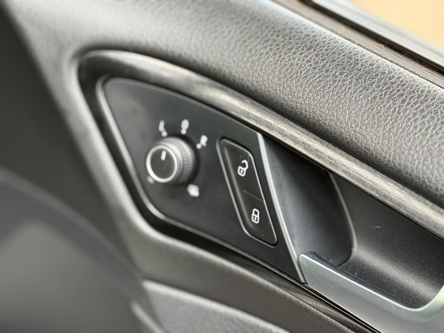 Used Volkswagen Golf 2017 for sale - 77783830: Photo 18