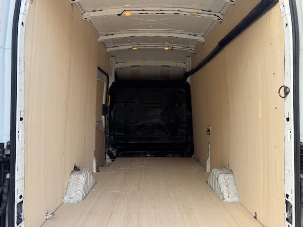 Used Ford Transit 2019 for sale - 76270319: Photo 9