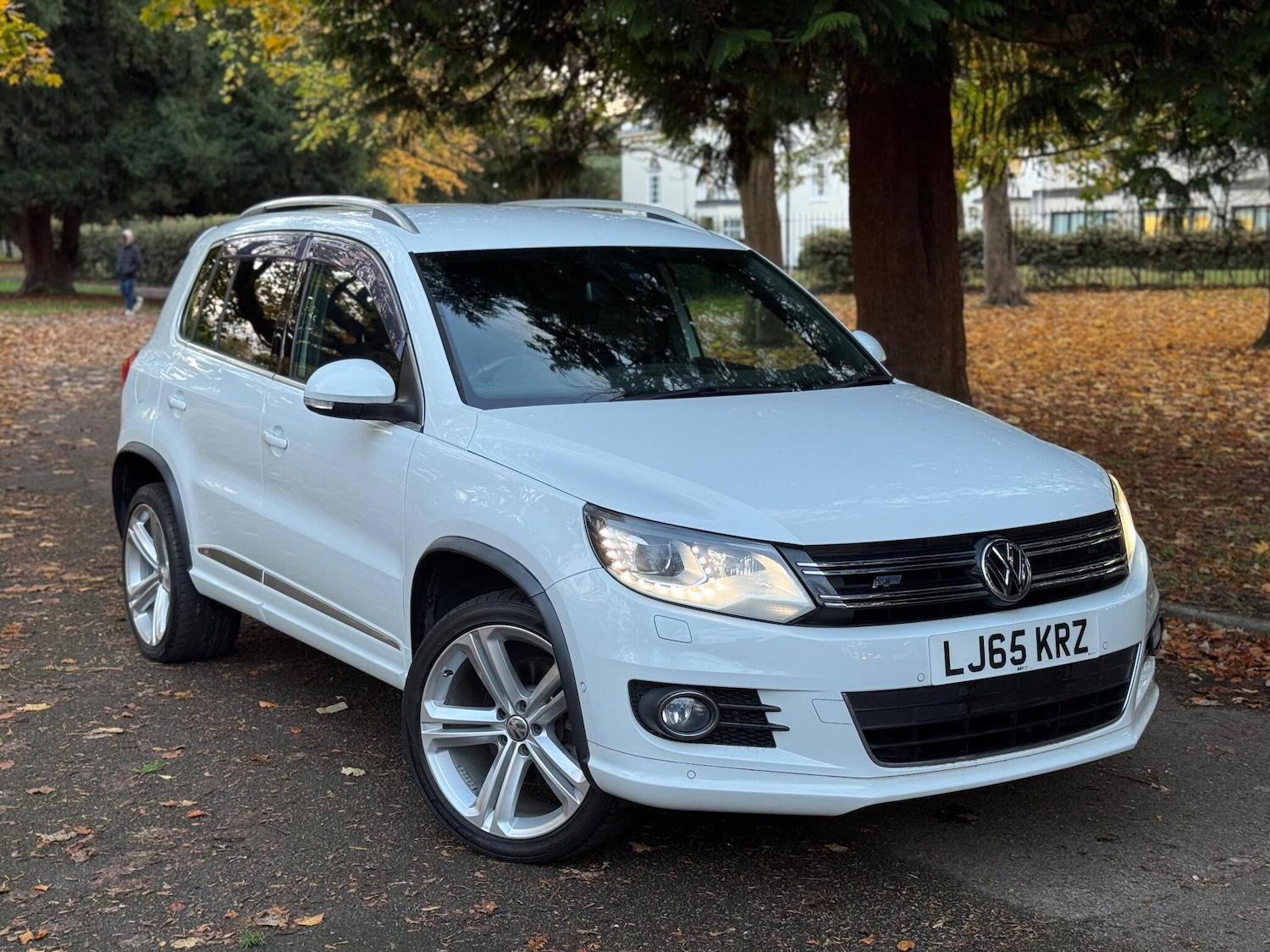 Used Volkswagen Tiguan for sale - 76513014: Photo 2