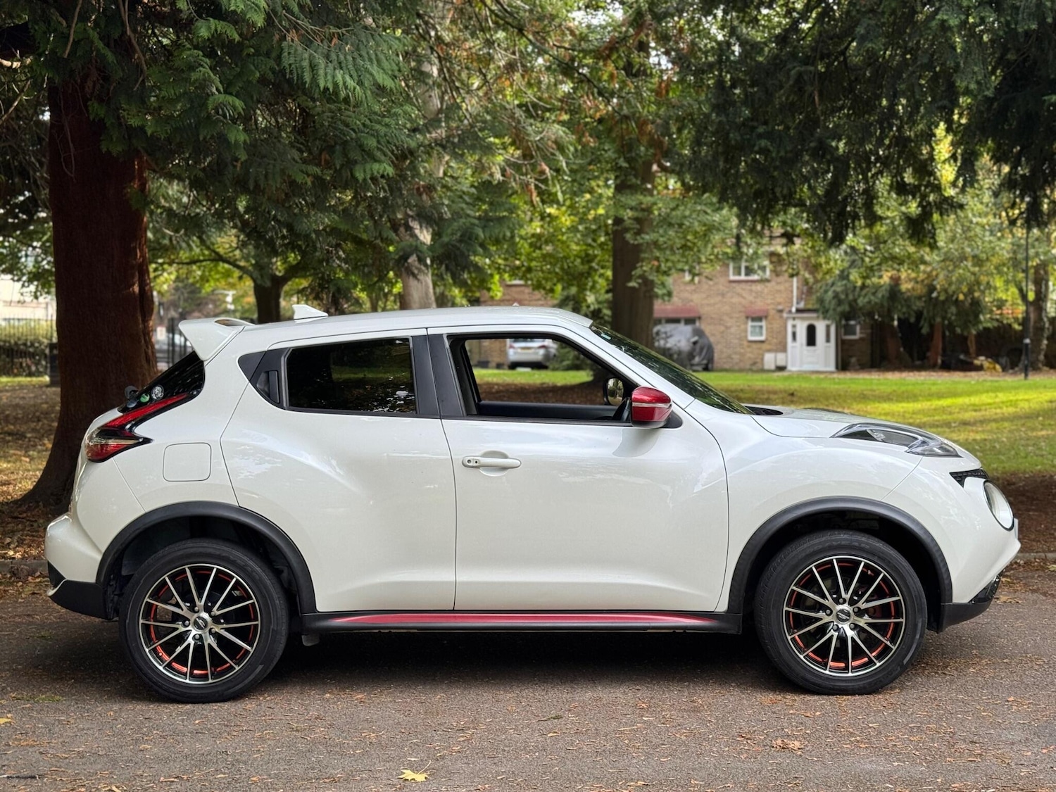 Used Nissan Juke for sale - 76476691: Photo 6