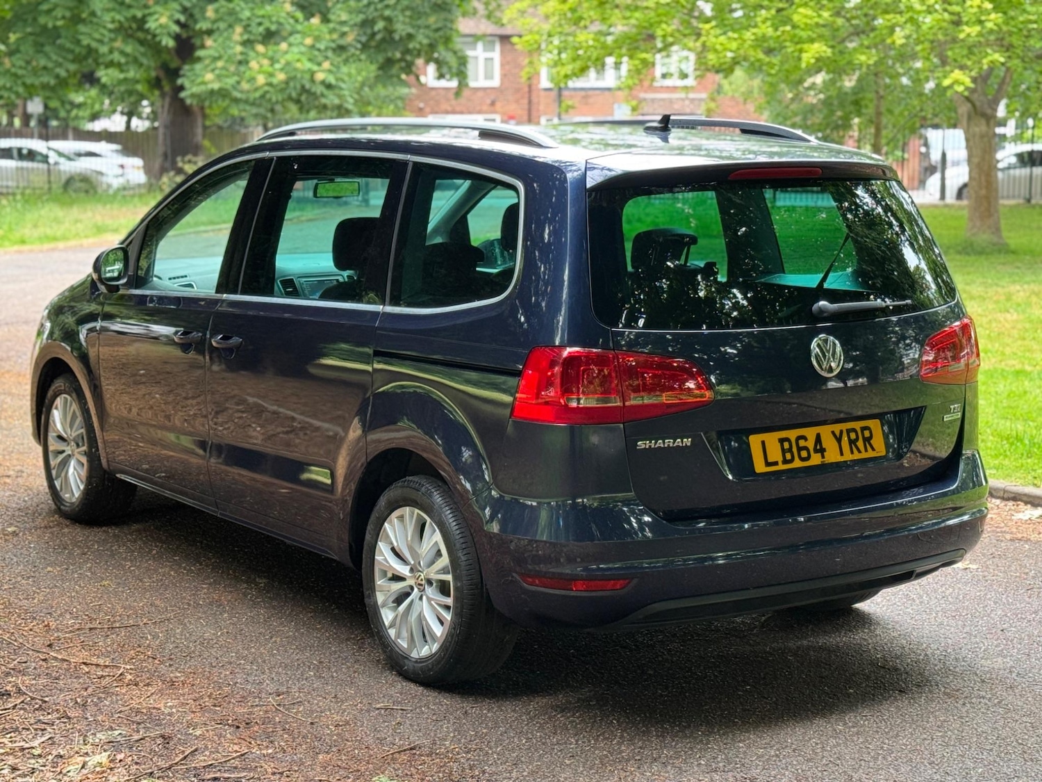 Used Volkswagen Sharan for sale - 76549413: Photo 8