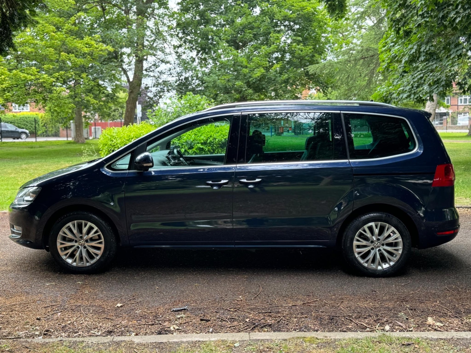 Used Volkswagen Sharan for sale - 76549413: Photo 9