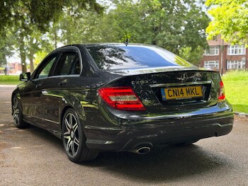 Used Mercedes-Benz C Class 2014 for sale - 78879070: Photo