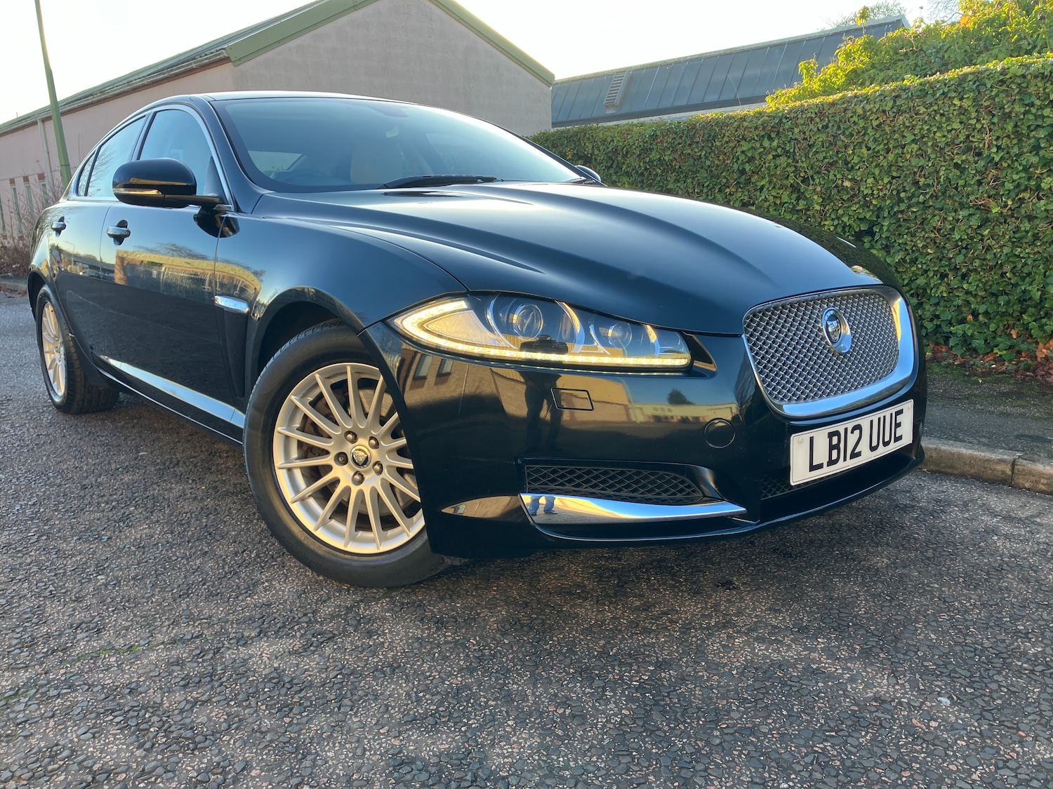 Used Jaguar XF 2012 for sale - 76859368: Photo 1