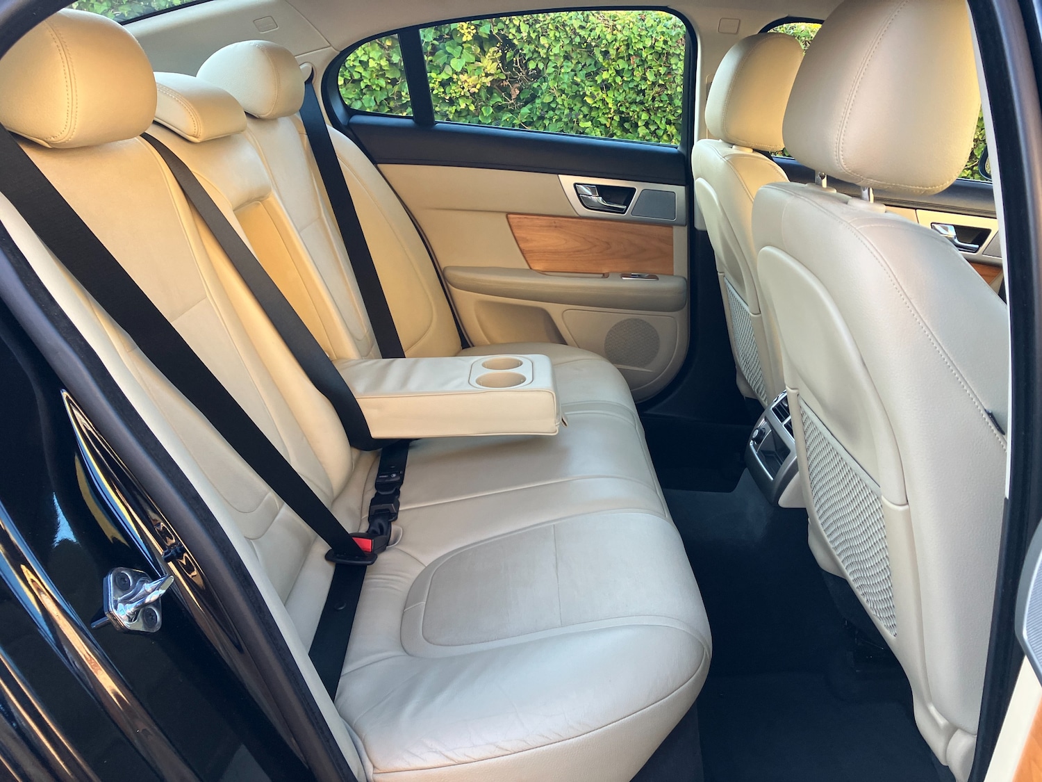 Used Jaguar XF 2012 for sale - 76859368: Photo 10