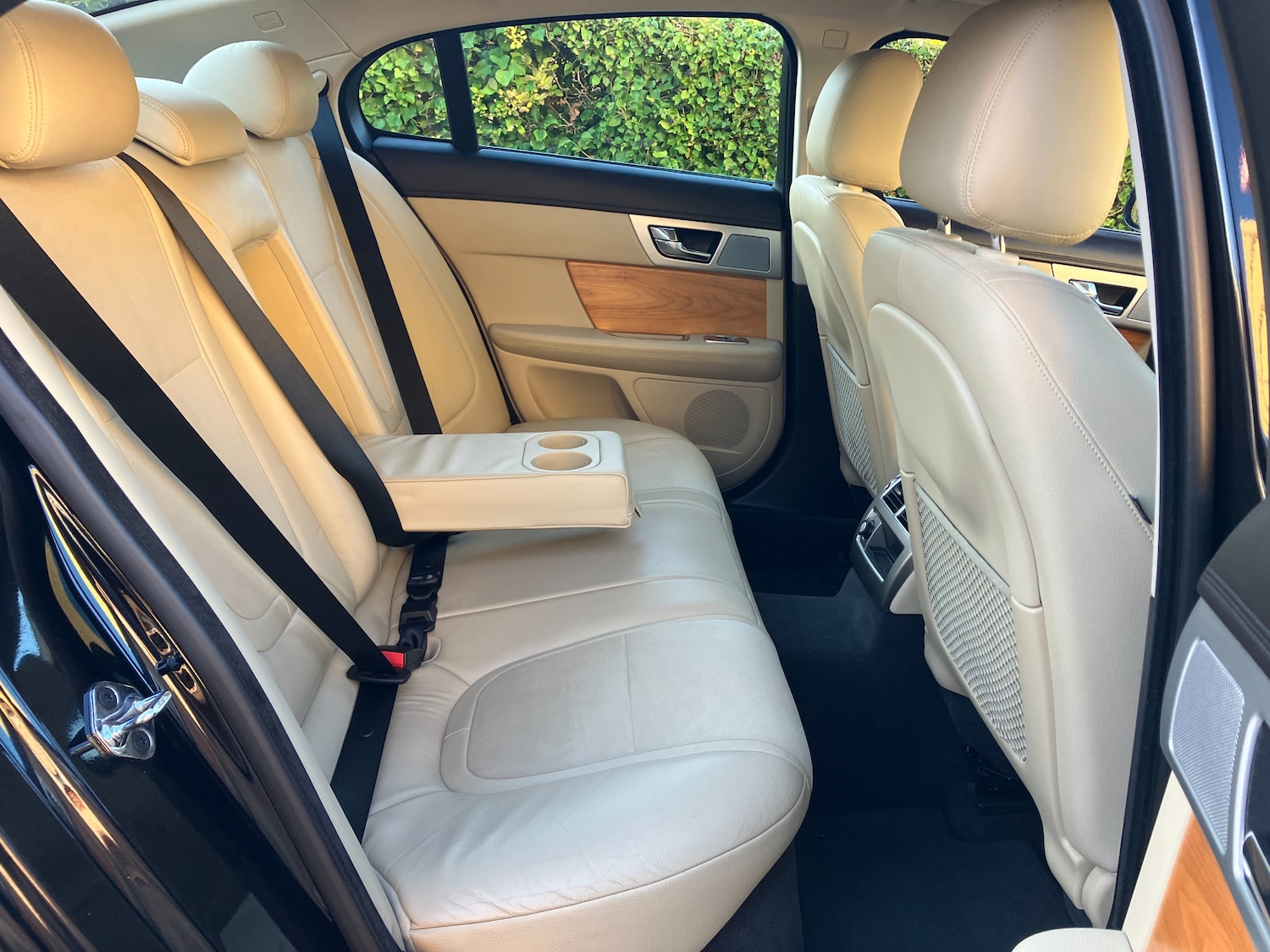 Used Jaguar XF 2012 for sale - 76859368: Photo 11