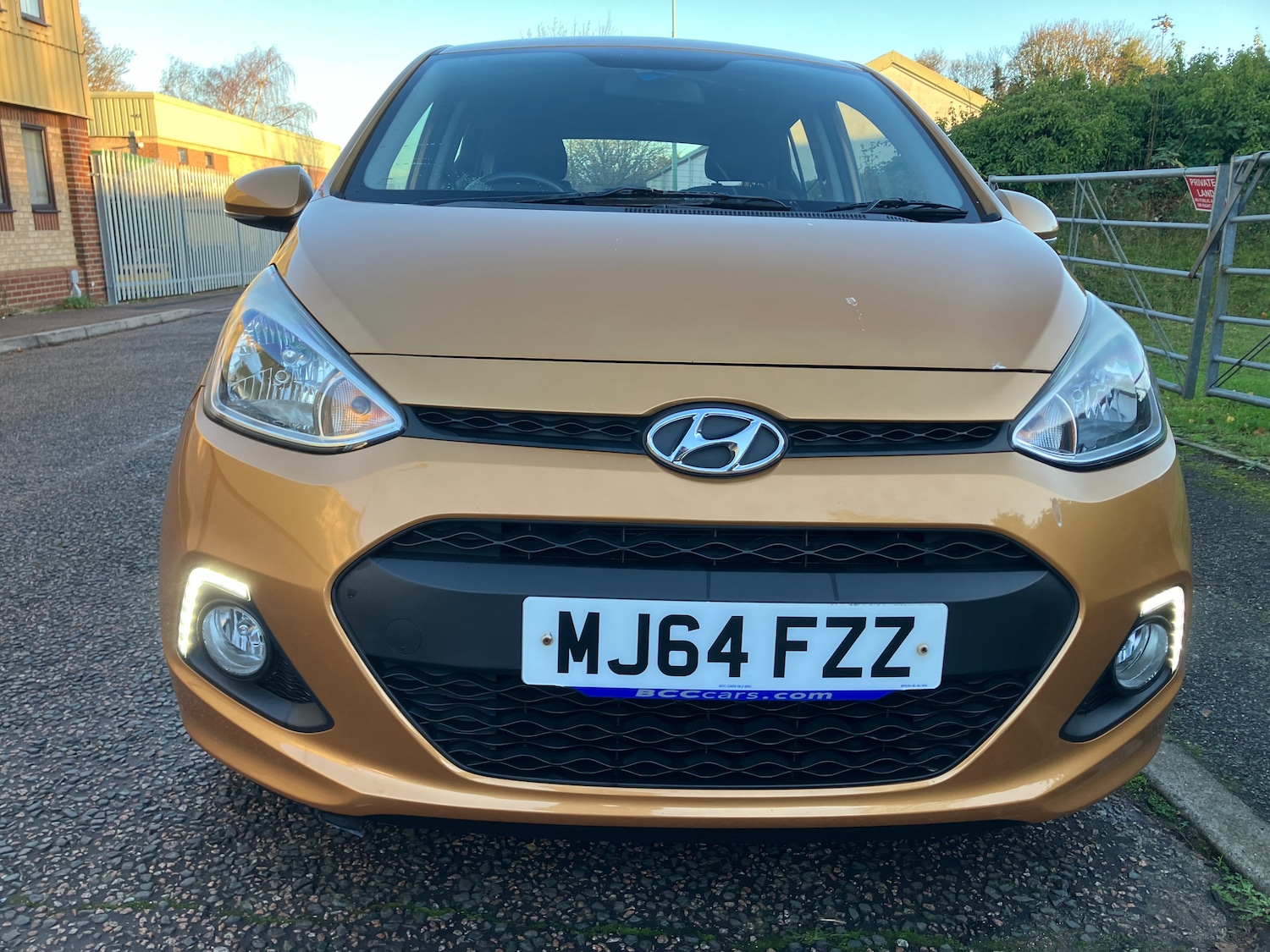 Used Hyundai i10 2014 for sale - 77692023: Photo 2