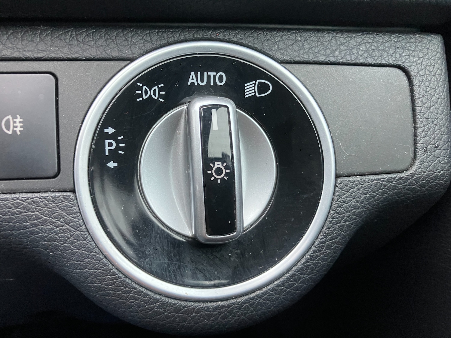 Used Mercedes-Benz C Class 2014 for sale - 77319701: Photo 14