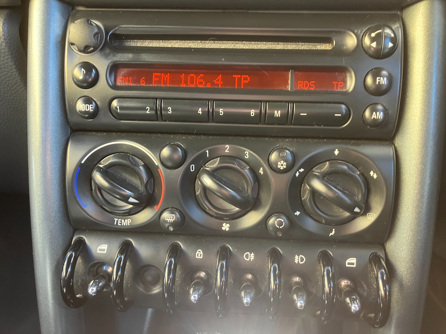 Used MINI Convertible 2006 for sale - 78029065: Photo 18