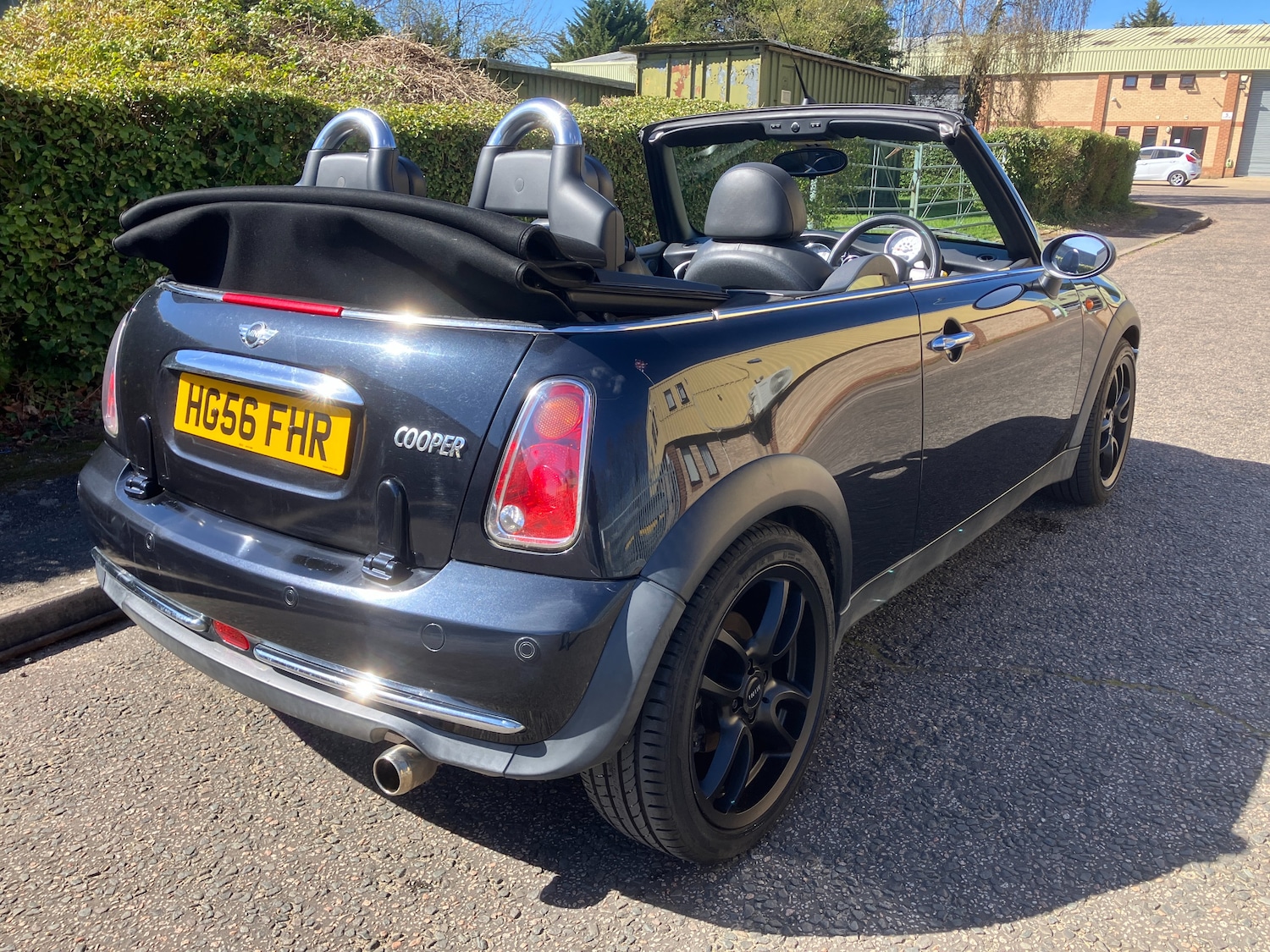 Used MINI Convertible 2006 for sale - 78029065: Photo 3