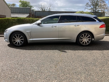 Used Jaguar XF 2013 for sale - 78484750: Photo