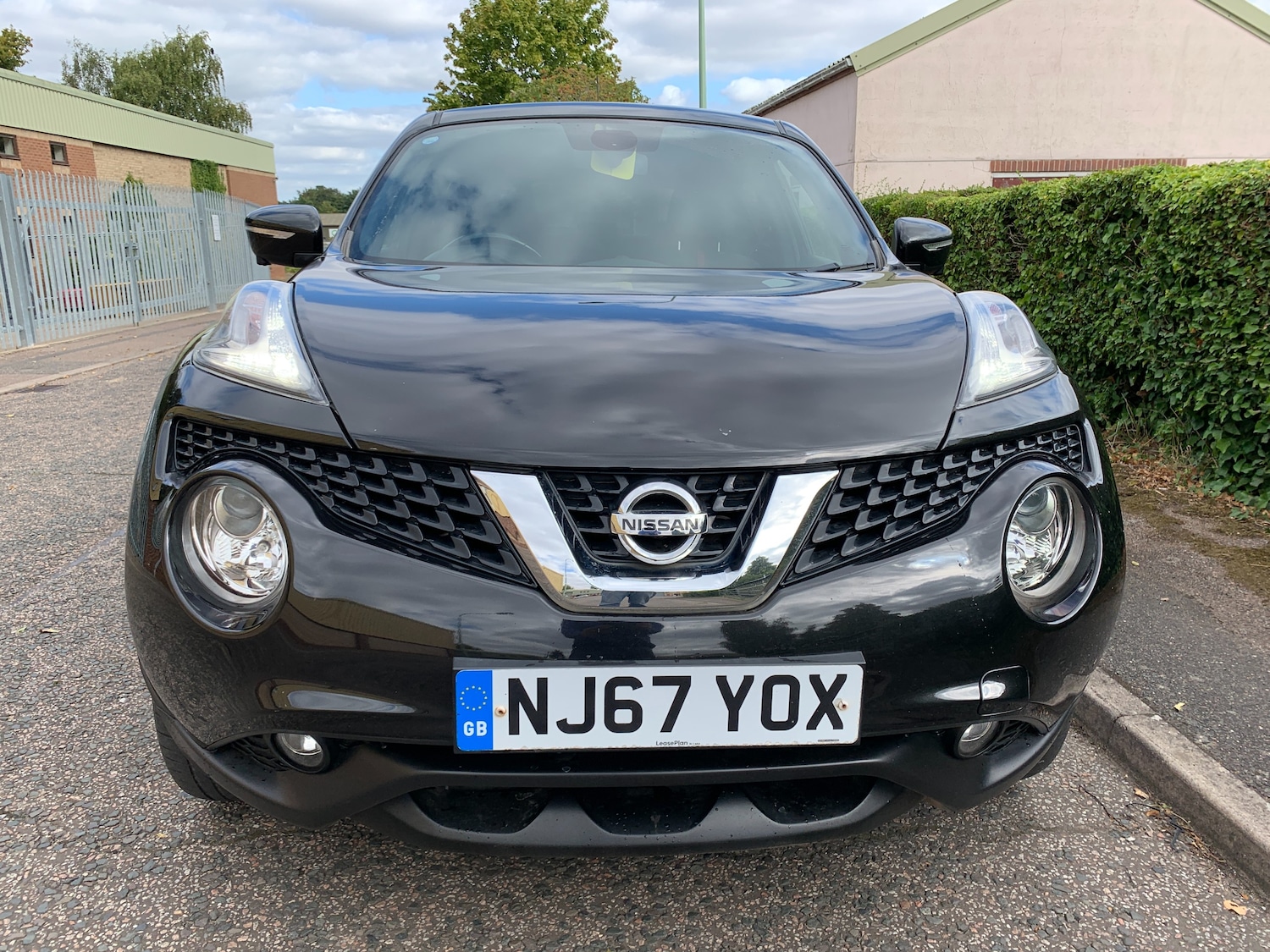 Used Nissan Juke 2017 for sale - 76134144: Photo 2