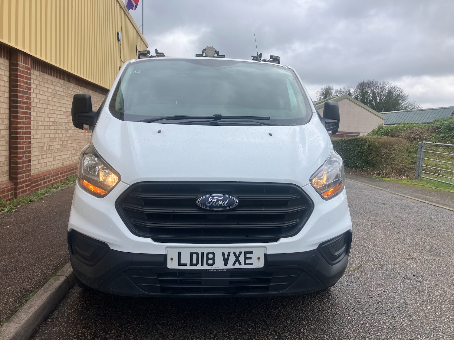 Used Ford Transit Custom 2018 for sale - 77460445: Photo 2