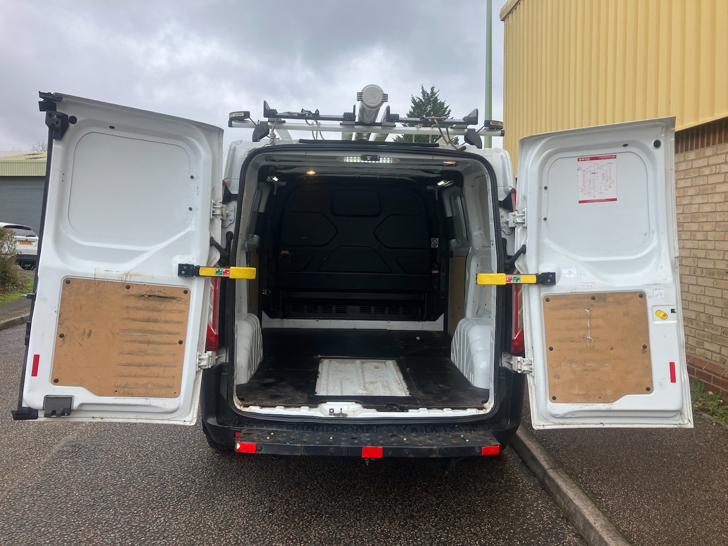 Used Ford Transit Custom 2018 for sale - 77460445: Photo 8